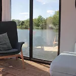 Hausboot Schwanennest *