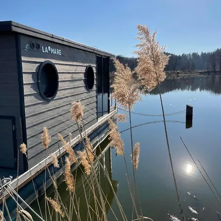 Hausboot Schwanennest * Kirchberg an der Raab