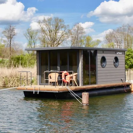 船上ホテル Hausboot Schwanennest